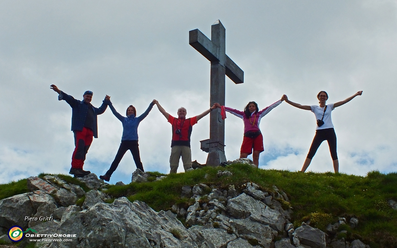 62 In vetta al Cimon della Bagozza (1408 m.).JPG